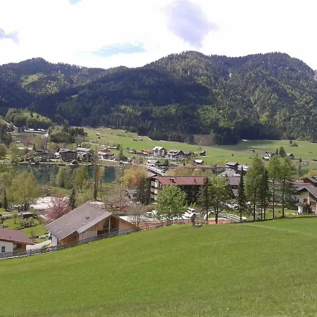 Haus Lackner Am In Kaernten 住宿加早餐酒店 4*